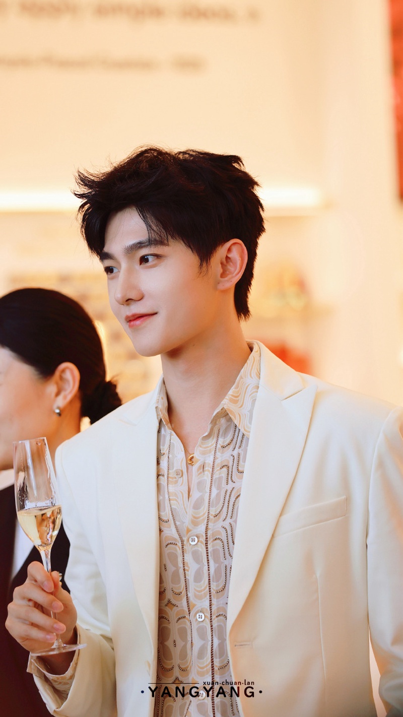 杨洋
